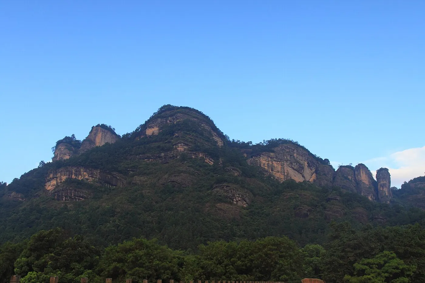 Nine-Bend Stream and mountains in Wuyishan